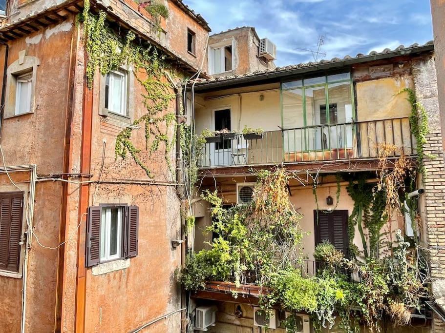 Lovely Apartment In Via Della Scala, Trastevere Rzym Zewnętrze zdjęcie