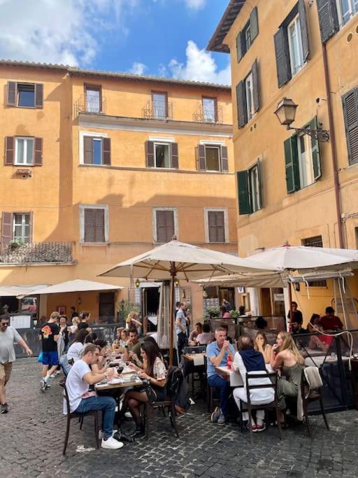 Lovely Apartment In Via Della Scala, Trastevere Rzym Zewnętrze zdjęcie