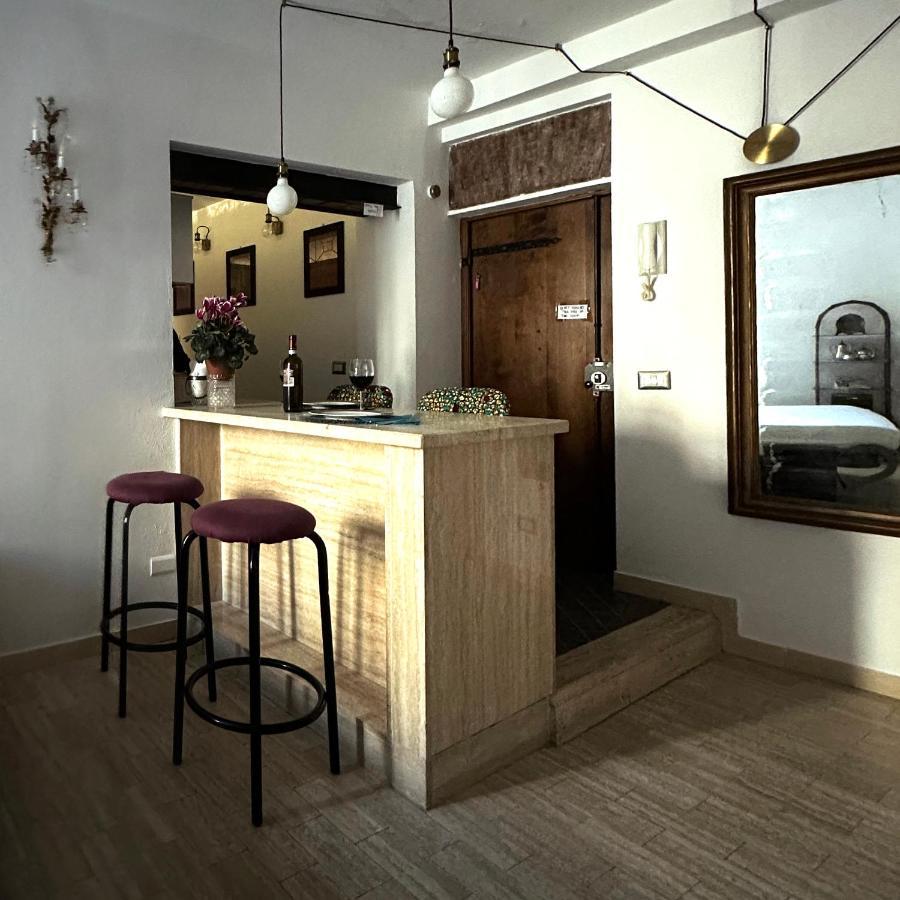 Lovely Apartment In Via Della Scala, Trastevere Rzym Zewnętrze zdjęcie
